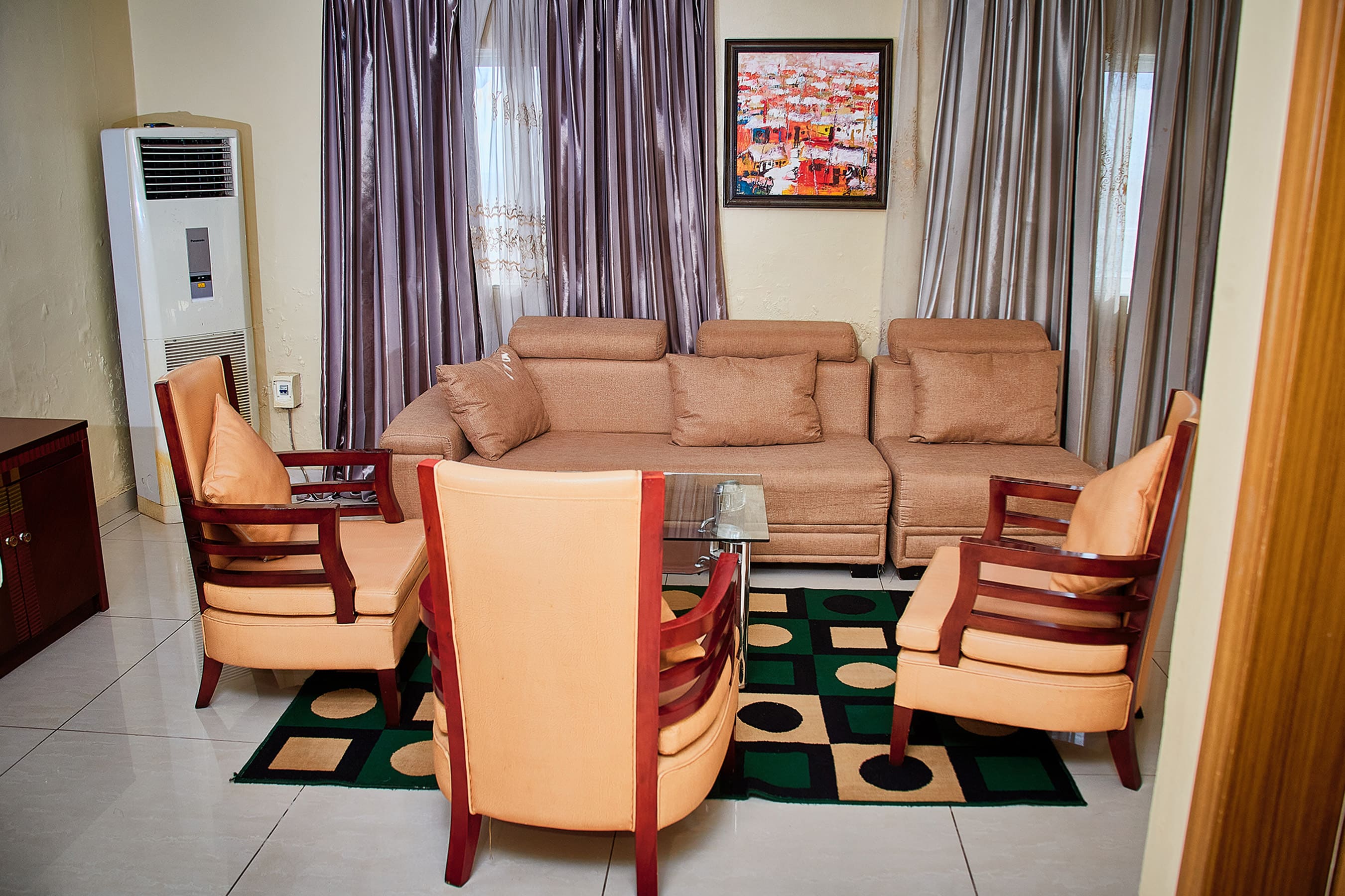 Presidential Suite B